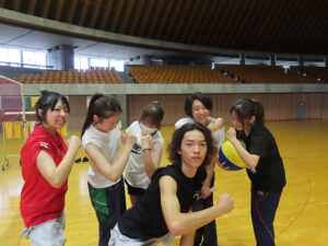 こども保育科の１年生が「生涯スポーツ」の授業を受講しました☆ class=